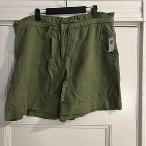 Old Navy High Waist Green Shorts with Relaxed Fit